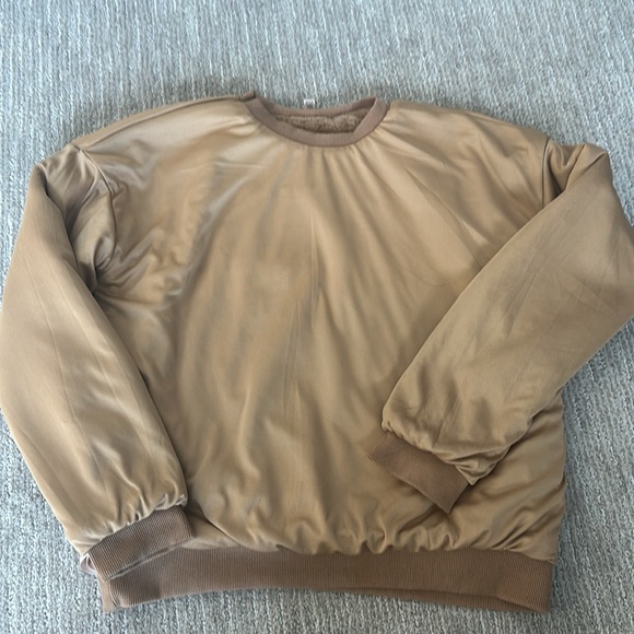 Faux fur Philosophy Pull Over - Picture 5 of 6